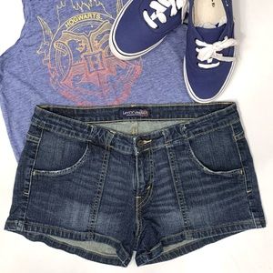 COPY - “Levi’s” cargo pocket stretch denim jean shorts- 7